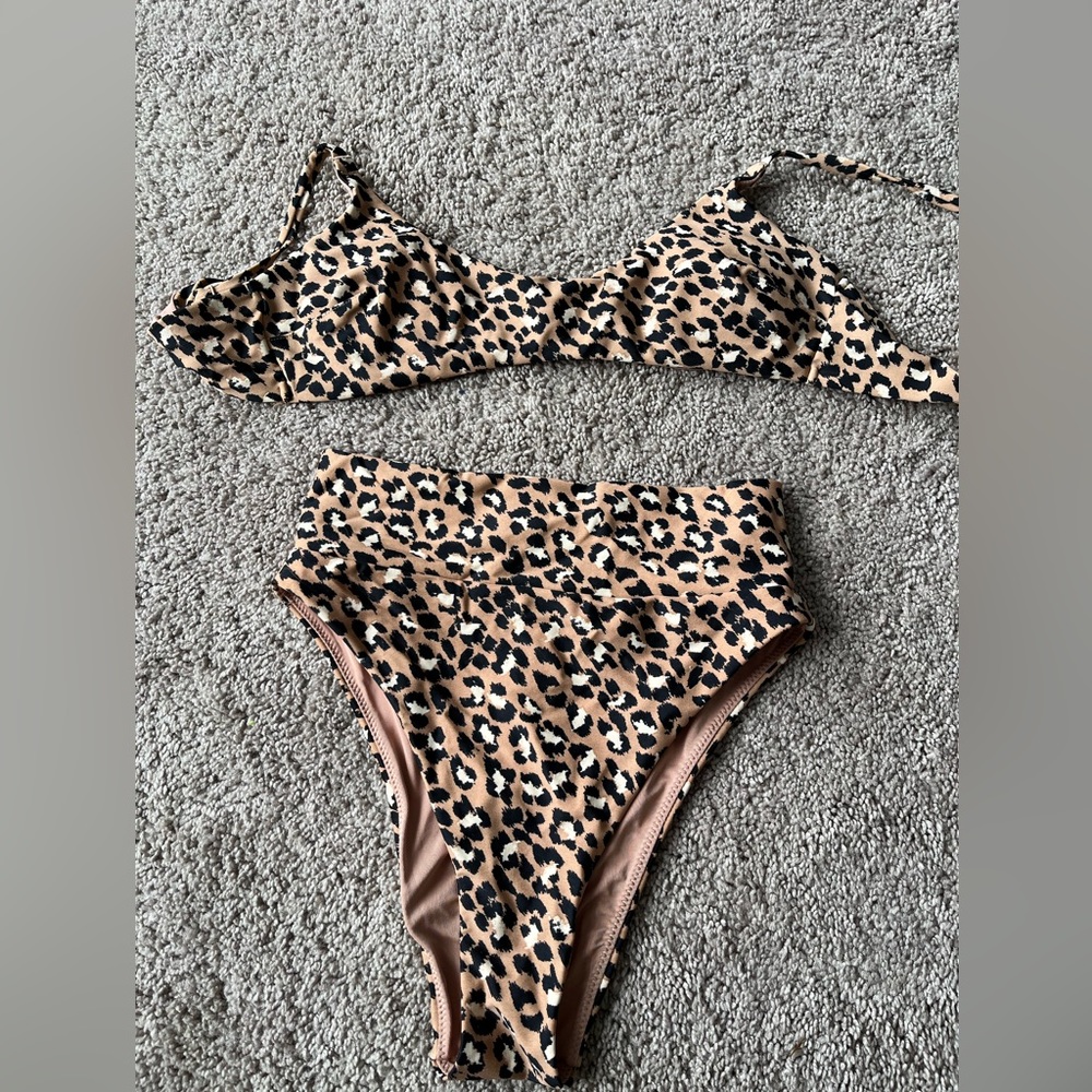 Small cheetah, print, aerie bikini with high-rise bottoms.